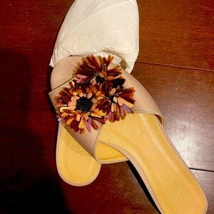 J. Crew Women's Floral Embellished Slide Sandals - BEIGE 7 NWOT
